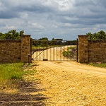 DOMINION AT REAL VALLEY HUNTING RANCH FOR SALE - GATE