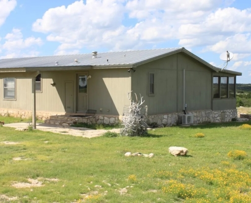 21103-N-US-Highway-377_Rocksprings_TX_78880